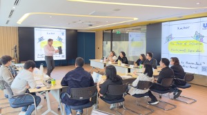 Hansen Beck training workshop with participants and facilitator